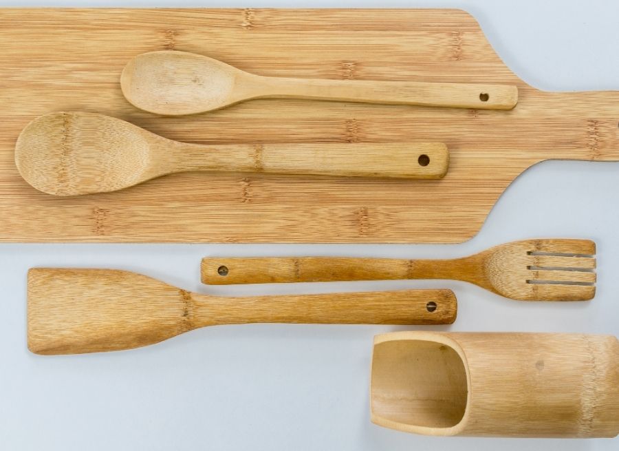 Potential Problems With Dishwashing Wooden Spoons